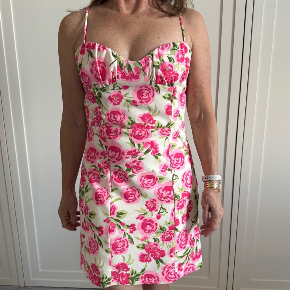 Zara Pink and Cream Floral Dress with sweetheart neckline and ruching size L